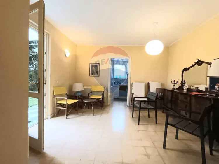 Villa bifamiliare via marina 12, Avenza, Carrara