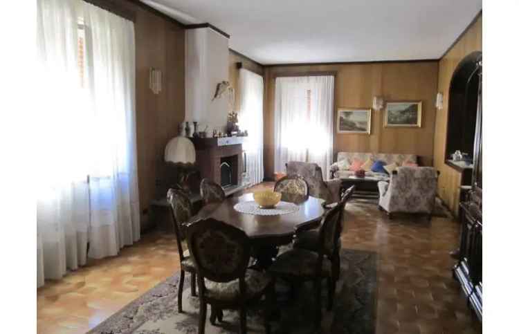 Casa indipendente in vendita a Cassano Magnago