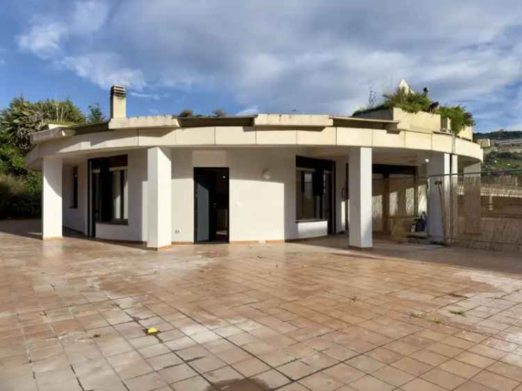 Appartamento in Via Arginatura 3, Taggia, 5 locali, 1 bagno, 75 m²