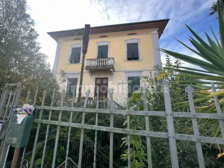 Villa unifamiliare via Giovanni Sercambi,, San Concordio, Lucca