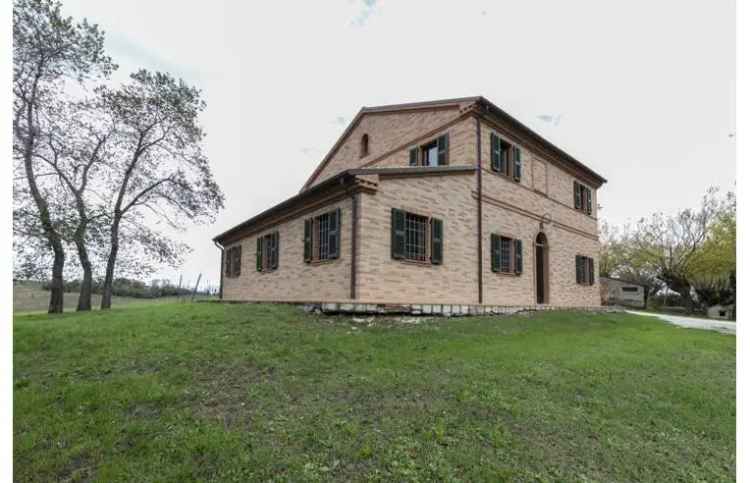 Casa indipendente in vendita a Maiolati Spontini, Via Monteschiavo 19