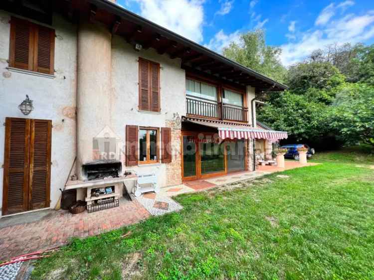 Villa unifamiliare via San Gottardo, Panoramica, Brescia