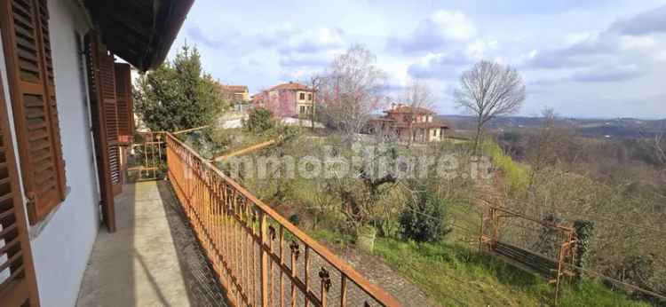 Casale via Garlasca, Mongardino