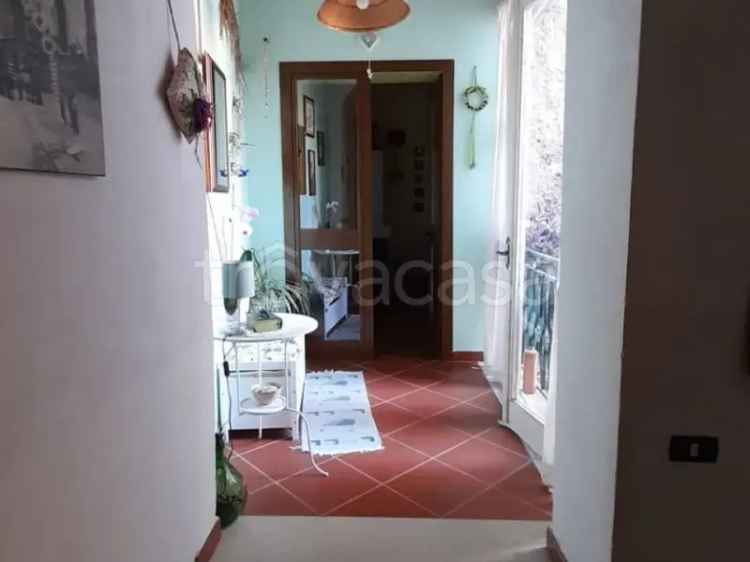 Casa Indipendente in in vendita da privato a Solopaca vico 2 Castello, 11