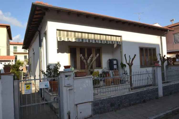 Villa in Via Berlinguer, Rosignano Marittimo, 4 locali, 1 bagno