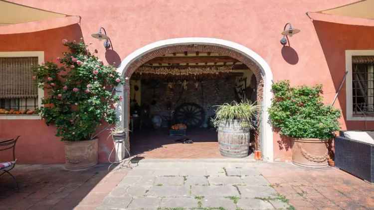 Casa colonica via di Sant'Alessio, Sant'Alessio - Carignano, Lucca