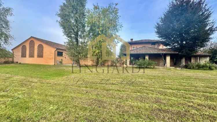 Villa in Via Primo Maggio, Cornegliano Laudense, 4 locali, 2 bagni