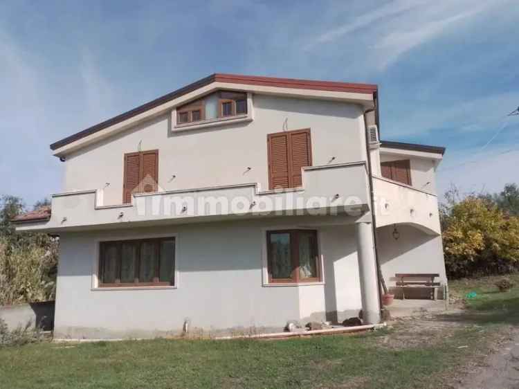 Villa unifamiliare, buono stato, 180 m², Centro, Crucoli