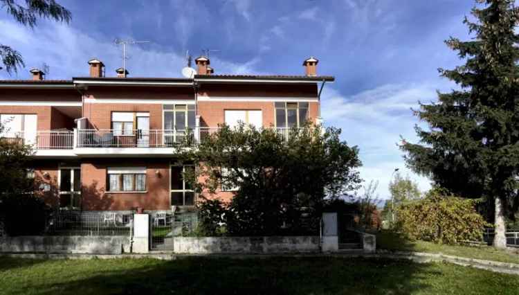 Villa a schiera in Via martiri della libertà 37, Giaveno, 5 locali