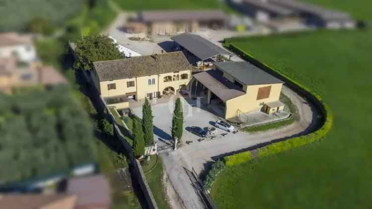 Villa unifamiliare via Possession, Boi, Caprino Veronese