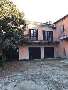 CASA SINGOLA CON 3 CAMERE, GIARDINO E MANSARDA