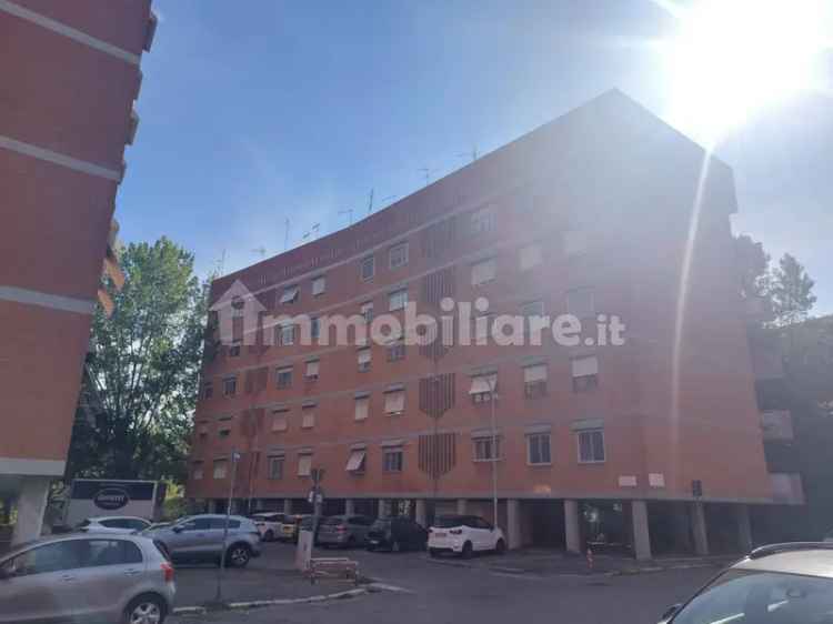 Quadrilocale in affitto a Roma Torrino