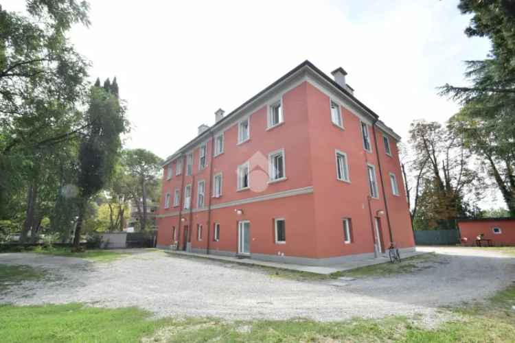 Palazzo in vendita