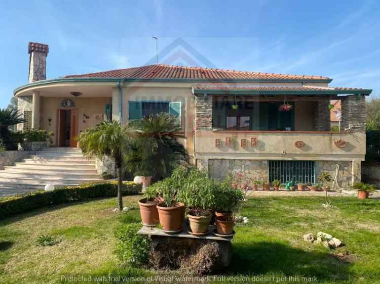 Villa in Via ripuaria, Giugliano in Campania, 7 locali, 4 bagni