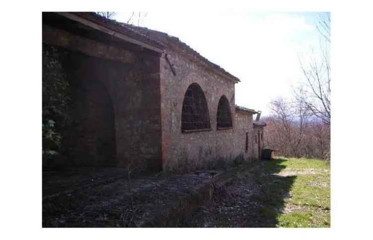 Rustico/Casale in vendita a Gualdo Cattaneo, Frazione San Terenziano