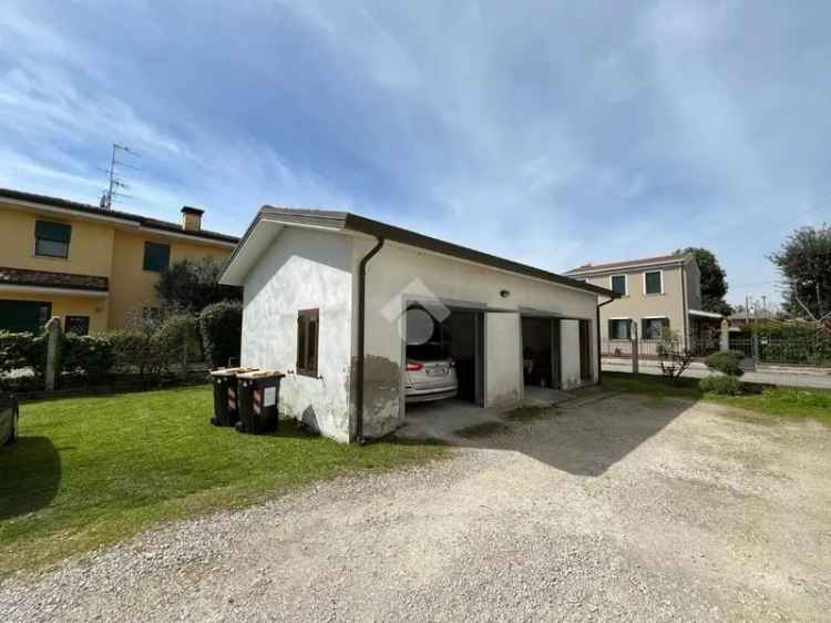 Villa unifamiliare via Vittorio Emanuele II 336, Centro, Arquà Polesine