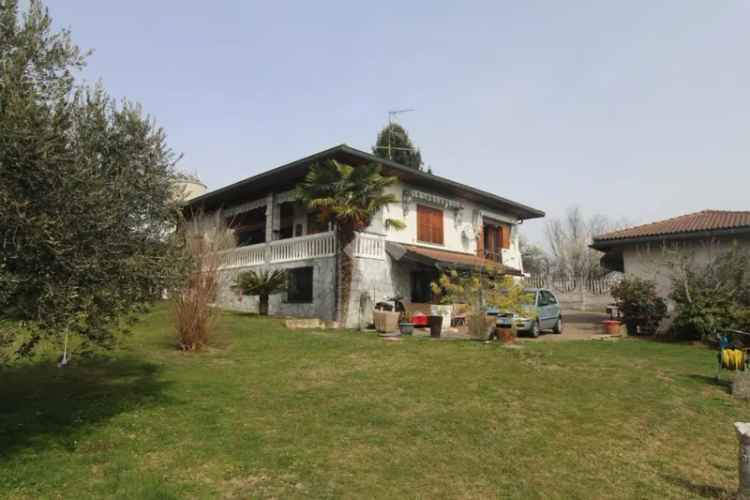 Villa unifamiliare via campo militare 13, Gagnago, Borgo Ticino