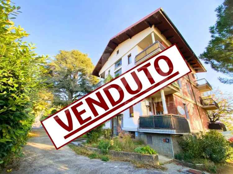 Appartamento in Via Umberto , 1/C, Pecetto Torinese (TO)