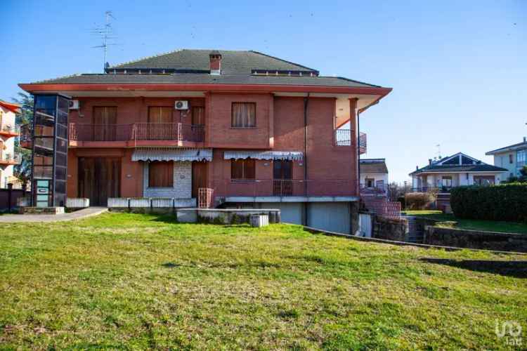 Vendita villa 16 locali di 500 m² in Bassignana (15042) - 111026 - iad