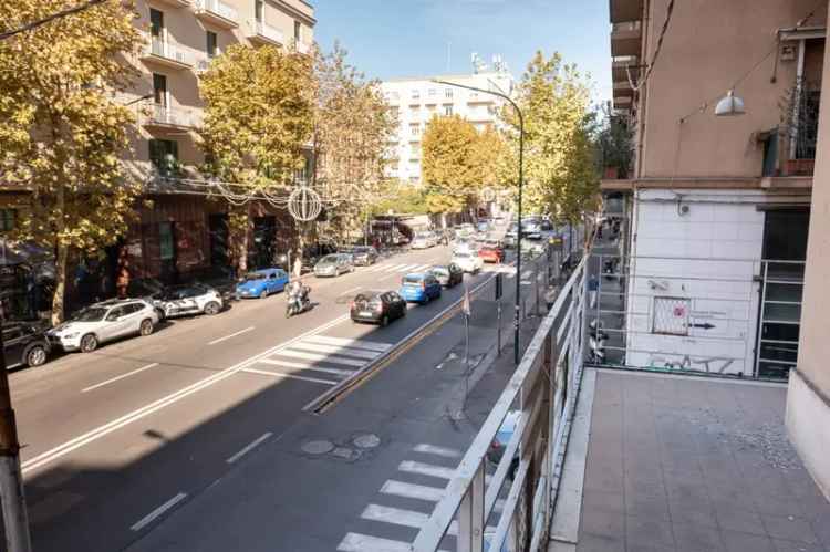 Appartamento in Viale Vittorio veneto 42, Catania, 10 locali, 2 bagni