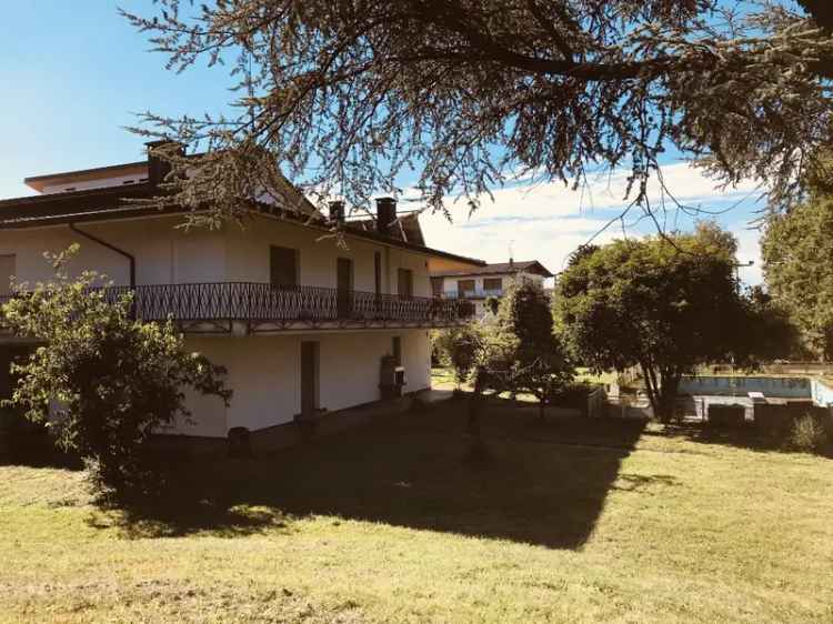 Villa singola in TAVAGNACCO, Tavagnacco, garage, 600 m² in vendita