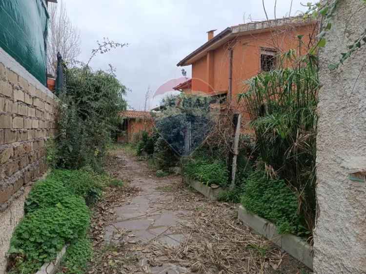 Villa in Via dei pivieri, Ardea, 3 locali, 2 bagni, giardino privato