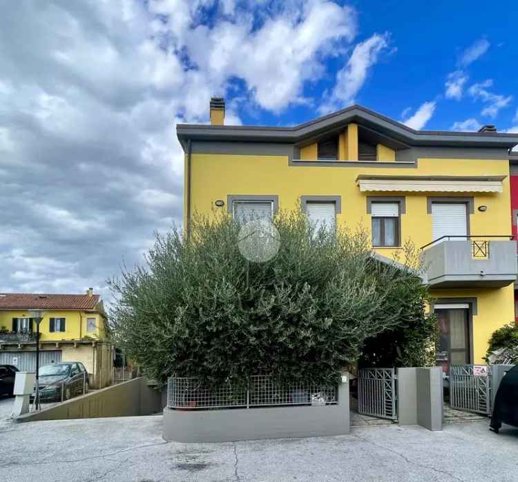 Villa a schiera in vendita