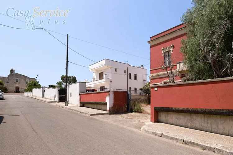 Villa unifamiliare via Cappuccini, Centro, Galatone