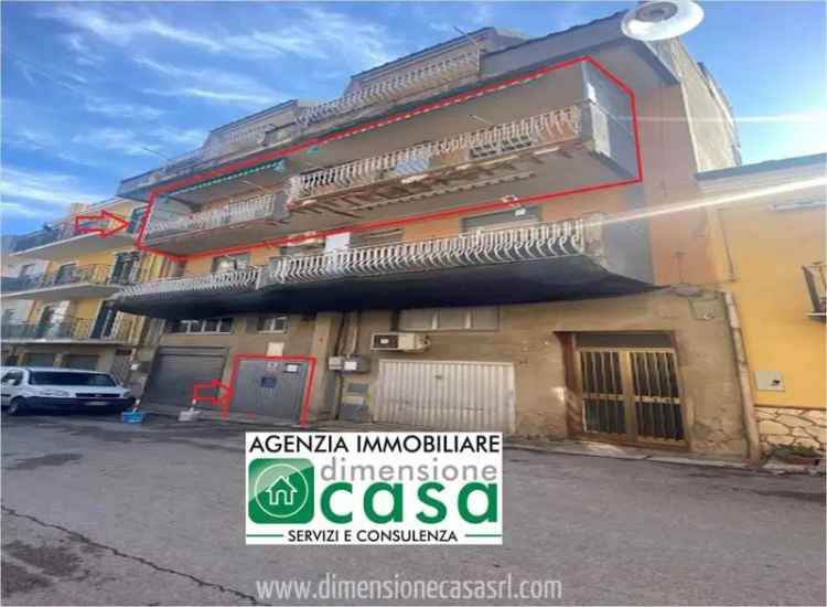 Appartamento in Via Cesare Cantù 9, San Cataldo, 1 bagno, garage