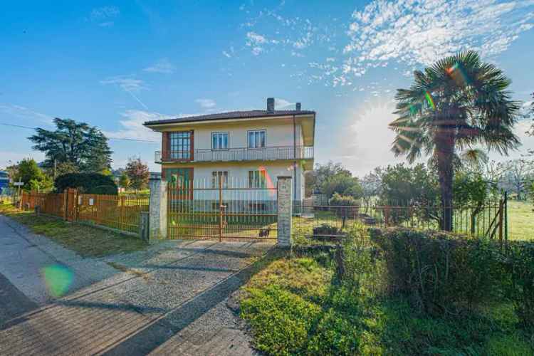 Villa in Via Val della Torre 98, Caselette, 8 locali, 2 bagni, 340 m²