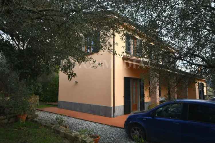 Villa in Via caniparola, Fosdinovo, 14 locali, 4 bagni, garage, 318 m²