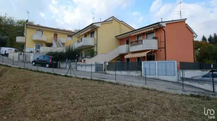 Vendita villa Bifamiliare 5 locali di 73 m² a Ostra Vetere (60010) - 107858 - iad