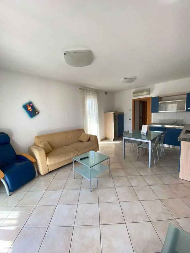 Trilocale viale Nino Bixio 22, Abissinia, Riccione