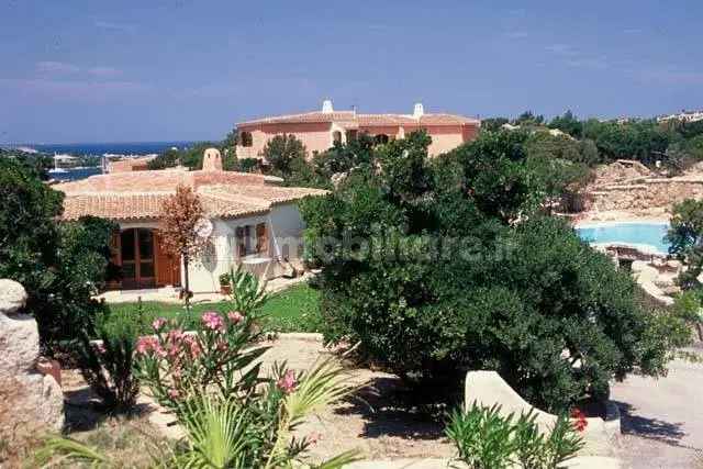 Villa unifamiliare via Porto Cervo, Porto Cervo, Arzachena