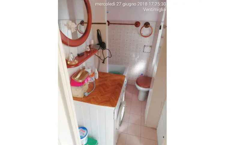 Trilocale in vendita a Ventimiglia, Corso Genova 33