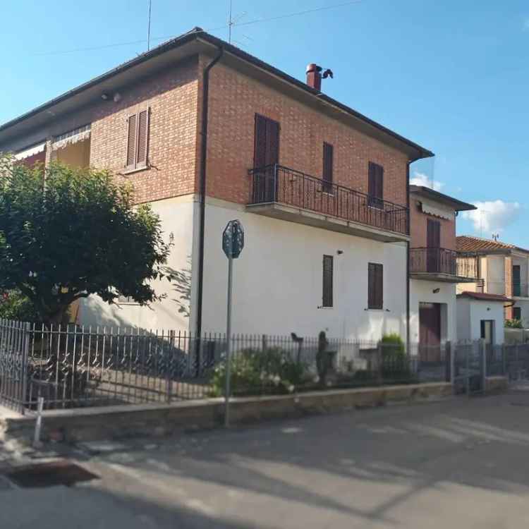 Villa bifamiliare via Marsala, Montepulciano Stazione, Montepulciano