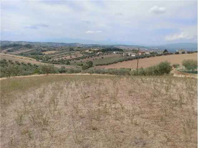 Terreno edificabile in Strada Provinciale , 5 A, Tortoreto (TE)