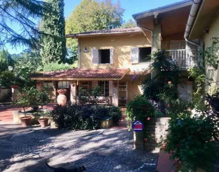 Villa unifamiliare Strada degli Sminatori, 5, Case Bruciate, Pesaro