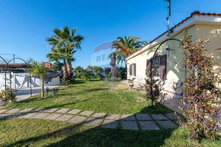 Villa in Via Genio Civile, Aprilia, 3 locali, 1 bagno, 134 m²