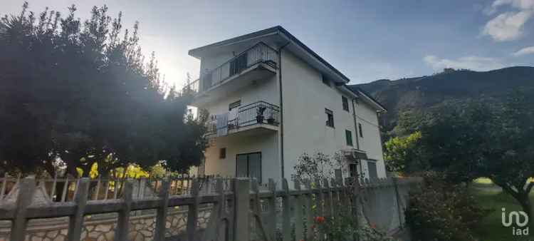 Vendita casa indipendente 16 locali di 350 m² in Amantea (87032) - 131773 - iad