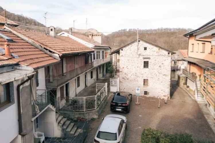 Terratetto unifamiliare via Umberto I 18, Quarna Sopra