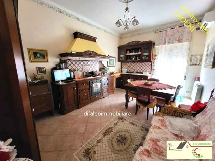 Appartamento in Via gioeni, Agrigento, 5 locali, 1 bagno, 3° piano