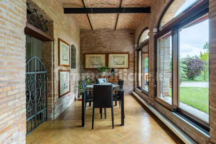 Villa bifamiliare, ottimo stato, 389 m², Cotignola