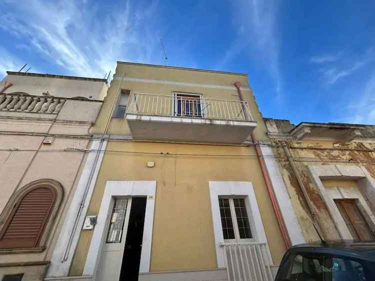 Casa Indipendente in vendita  a Leporano