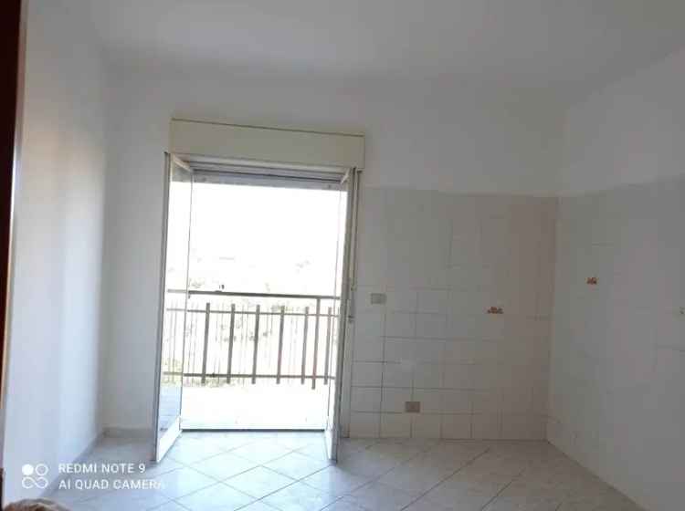 Appartamento in VIA DELLE CAMELIE, Melilli, 5 locali, 1 bagno, 120 m²