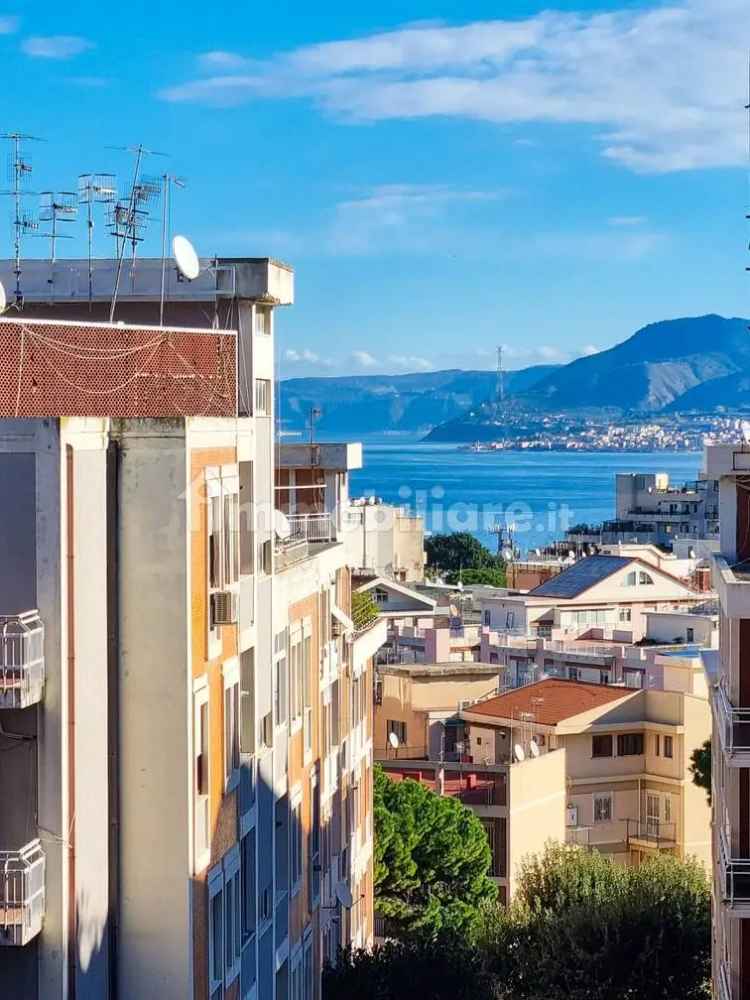 Appartamento viale Regina Margherita 59, Regina Margherita - Torrente Trapani, Messina