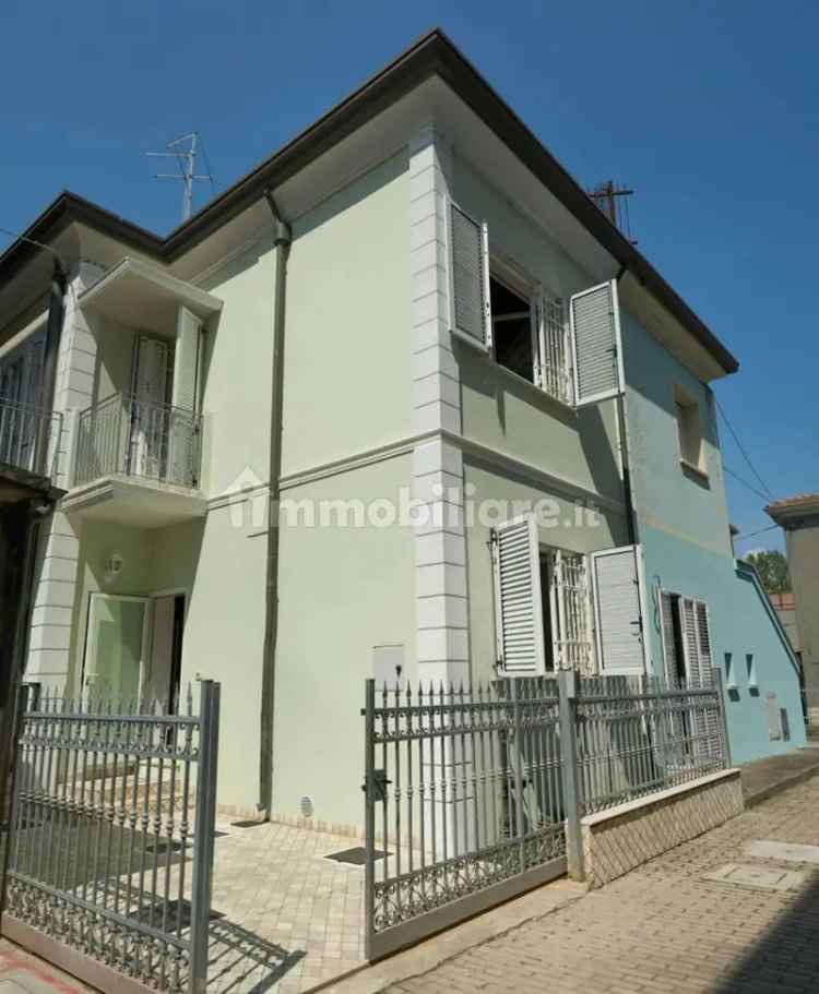 Appartamento viale Burnazzi 22, Viserba, Rimini