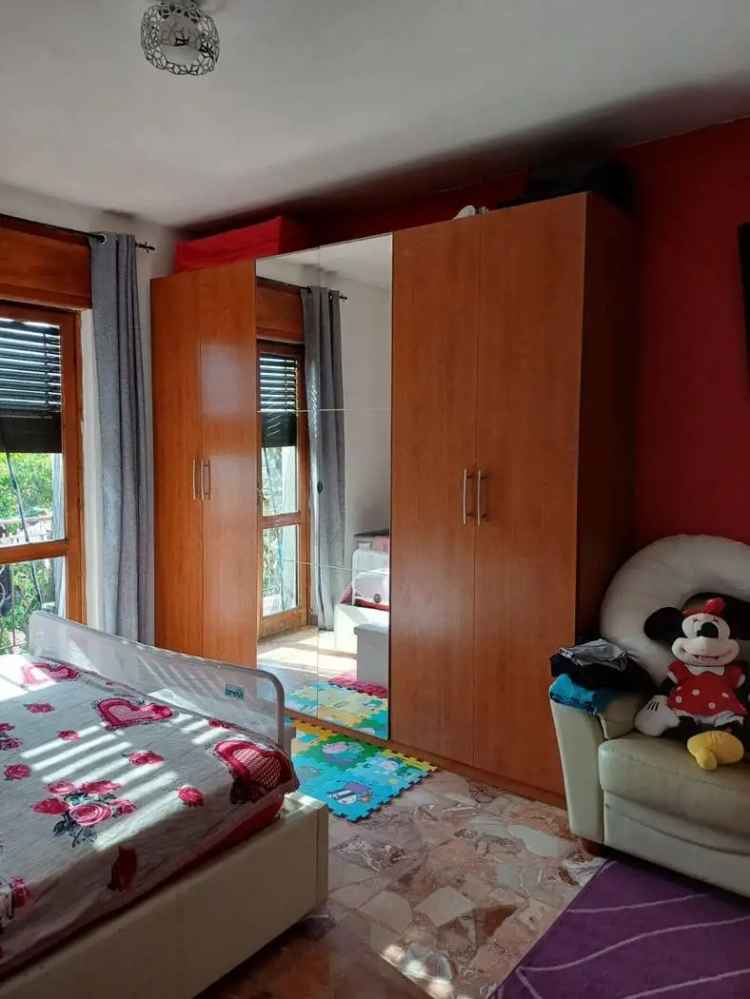 Casa Indipendente in Via Bassiano , 41, Sezze (LT)