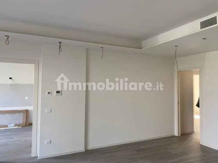 Attico nuovo, 116 m², Belvedere, Piacenza