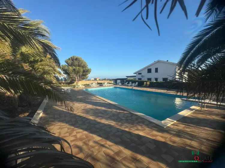 Villa in Contrada Castellana Nuova, Ragusa, 12 locali, 3 bagni, 395 m²